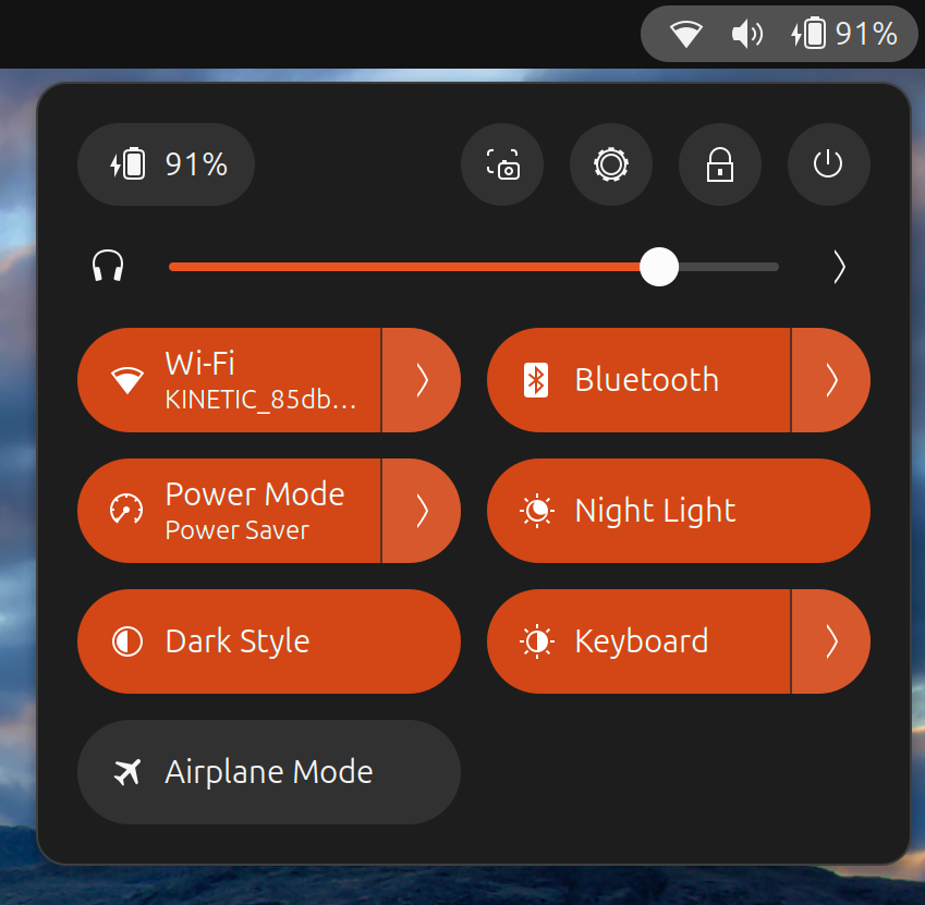 Wi‑Fi icon indicating Wi‑Fi is turned on.